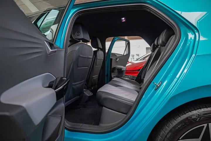 Turquoise VW ID.3 fra 2022