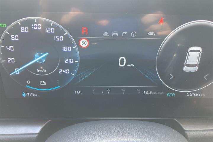 Hvid Kia Niro EV fra 2023