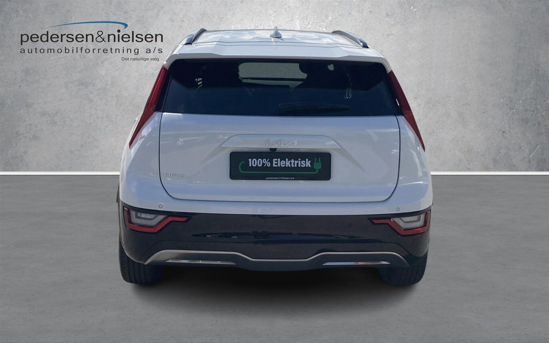 Hvid Kia Niro EV fra 2023