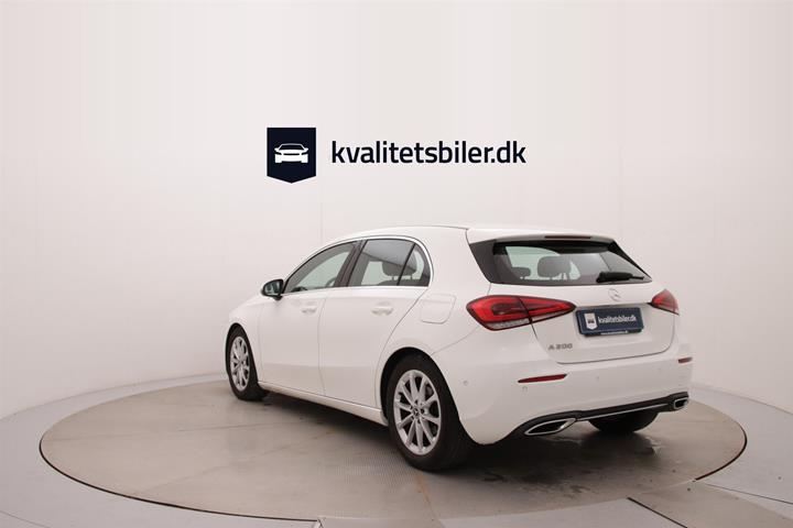 Hvid Mercedes A200 fra 2020