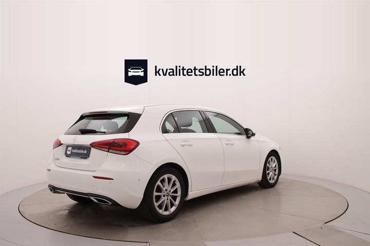 Hvid Mercedes A200 fra 2020