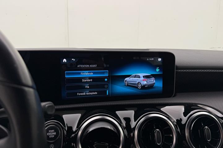 Hvid Mercedes A200 fra 2020