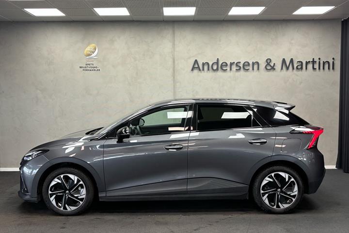 Grå MG MG4 Electric fra 2023
