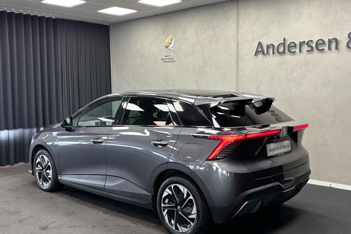 Grå MG MG4 Electric fra 2023