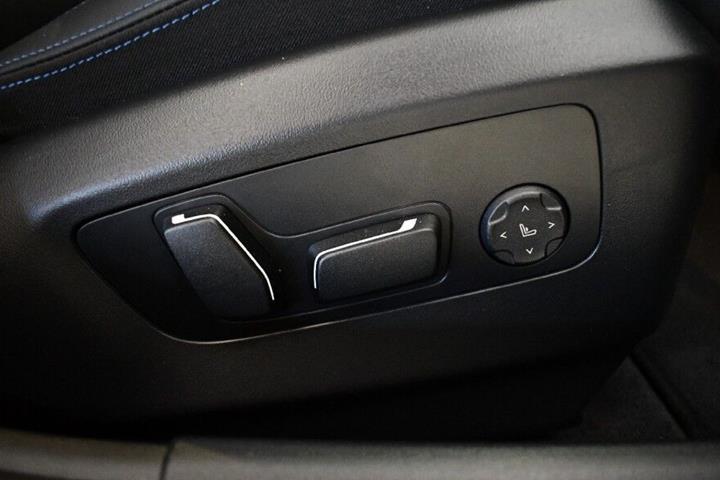 Sort BMW i5 fra 2025