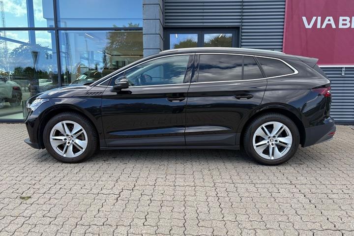 Sort Skoda Enyaq iV fra 2022