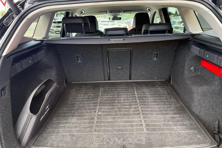 Sort Skoda Enyaq iV fra 2022