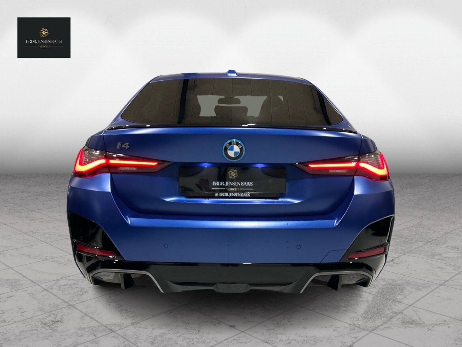 Blå BMW i4 fra 2023