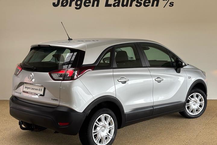 Sølv Opel Crossland X fra 2018