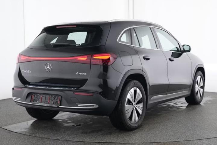 Sort Mercedes EQA350 fra 2025
