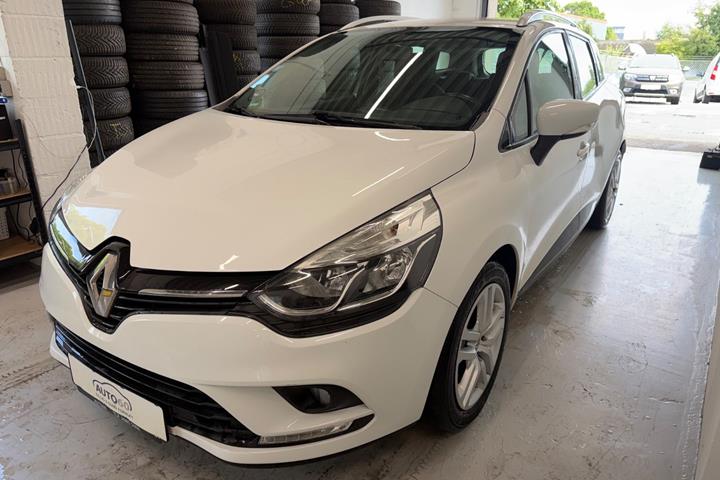 Hvid Renault Clio IV fra 2017