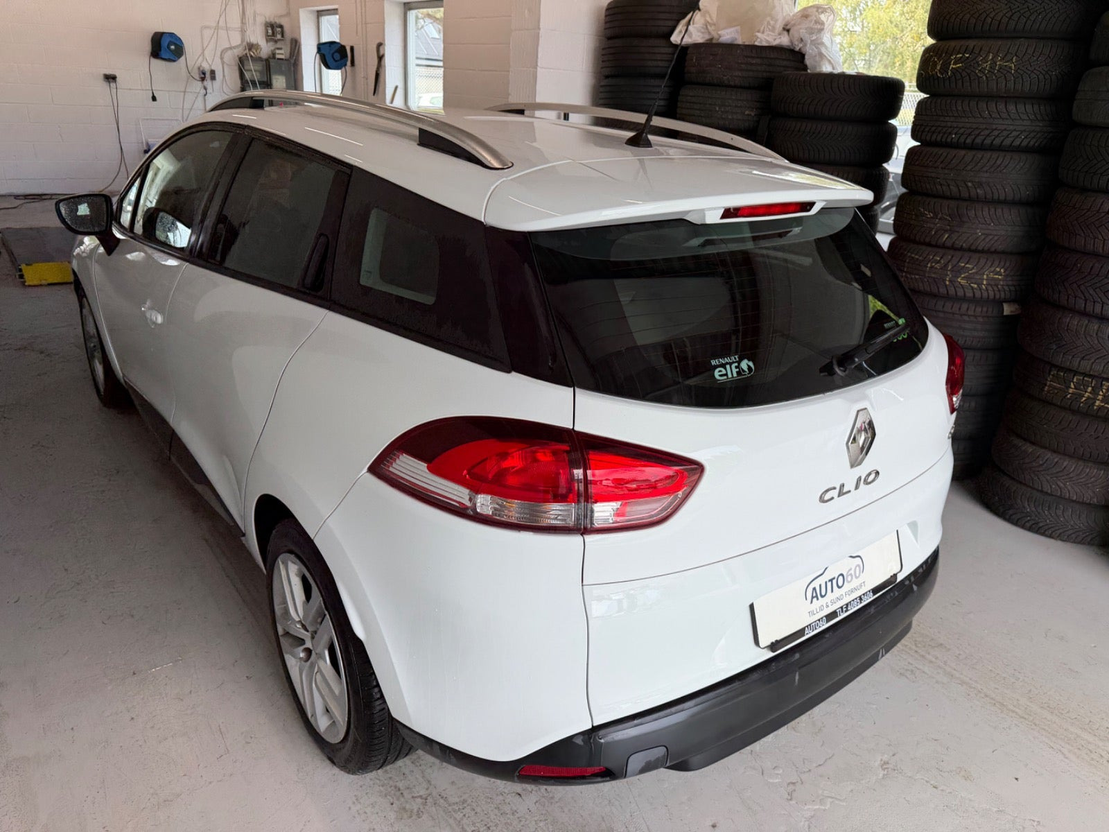 Hvid Renault Clio IV fra 2017