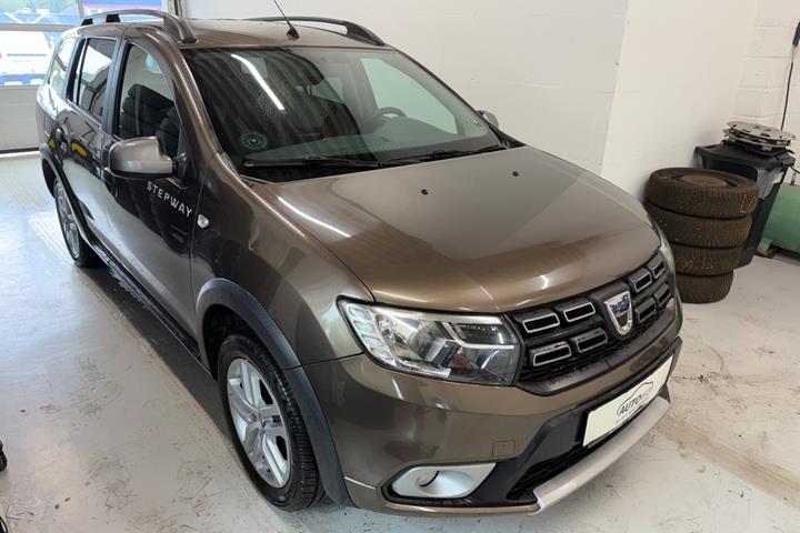 Brun Dacia Logan Stepway fra 2019