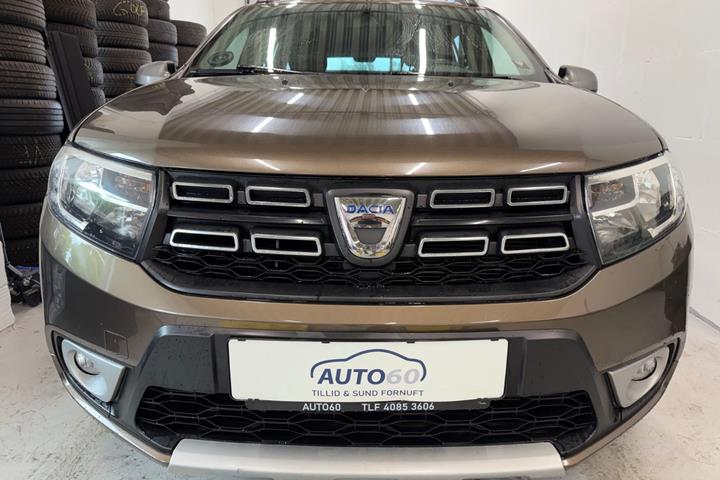 Brun Dacia Logan Stepway fra 2019