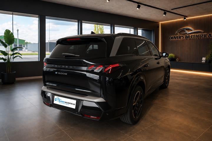 undefined Peugeot e-5008 fra 2025