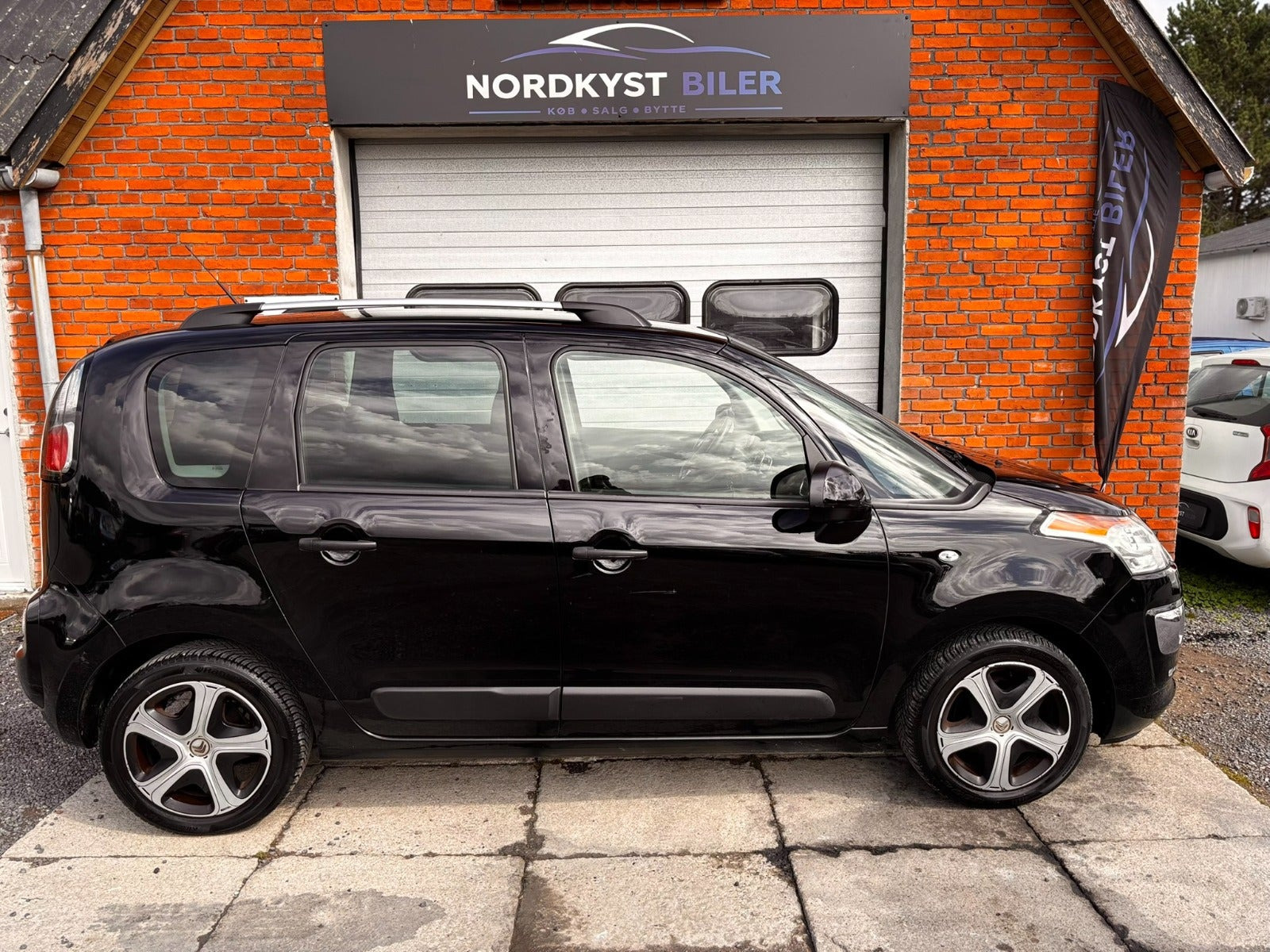 Sort Citroën C3 Picasso fra 2016