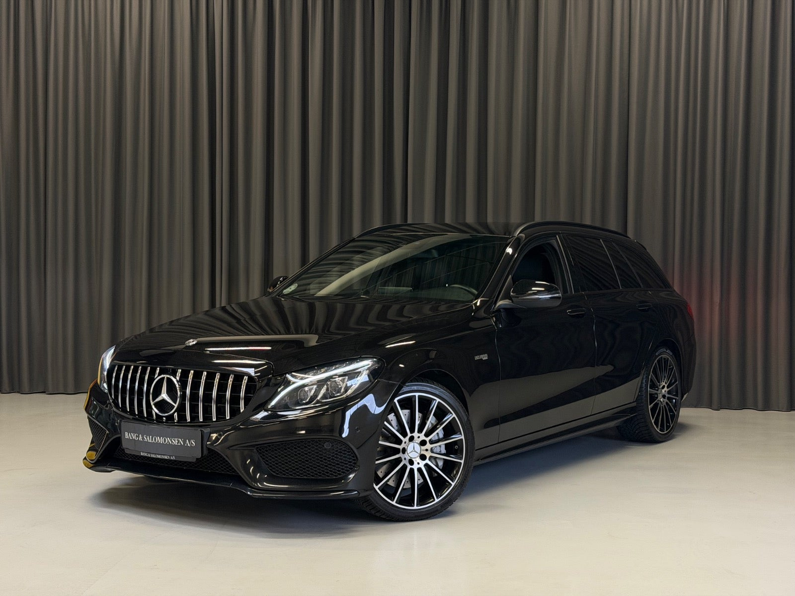 Mercedes C43 3,0 AMG stc. aut. 4Matic