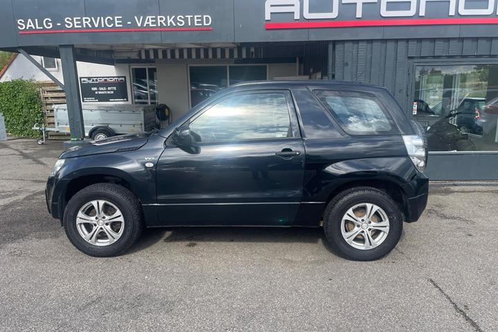 Sort Suzuki Grand Vitara fra 2006