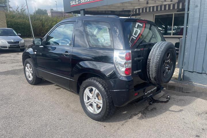Sort Suzuki Grand Vitara fra 2006