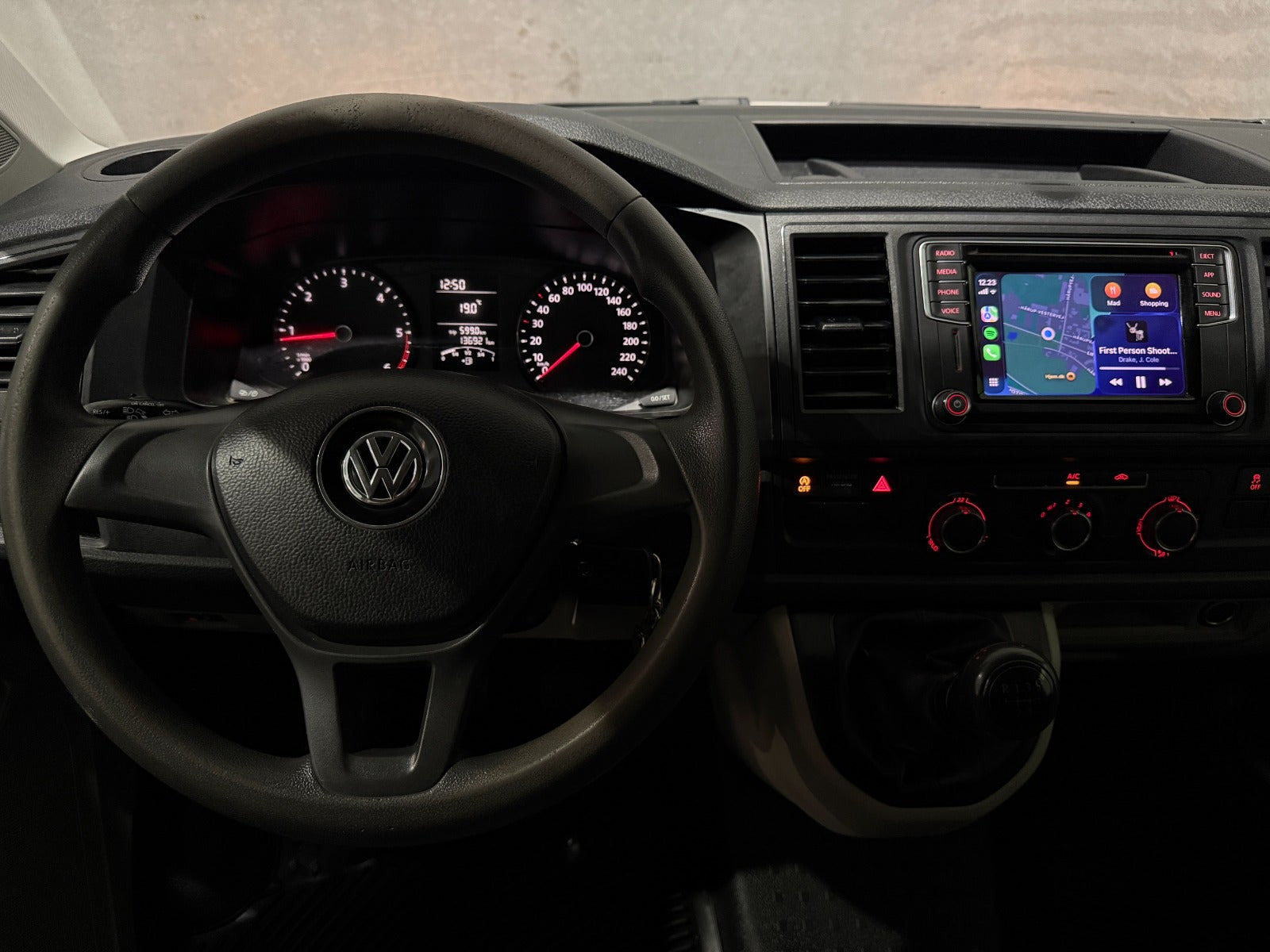 undefined VW Transporter fra 2019