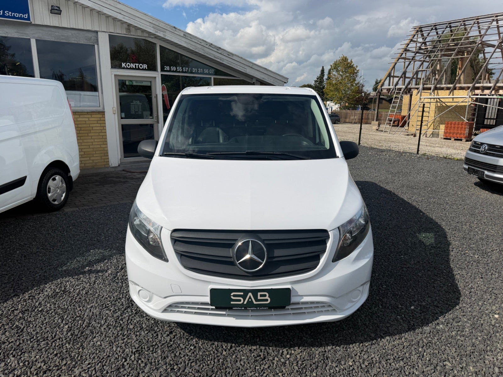 Hvid Mercedes Vito 116 fra 2022