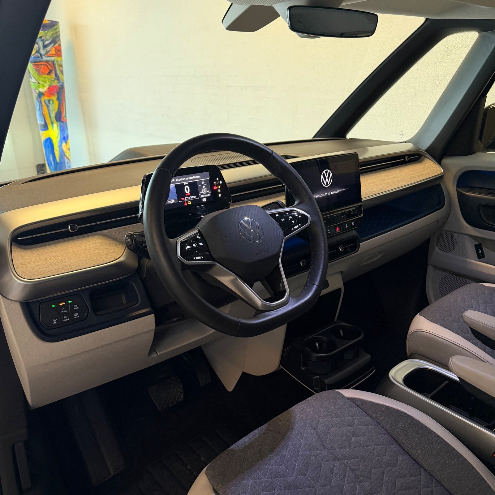 Blå VW ID.Buzz fra 2024
