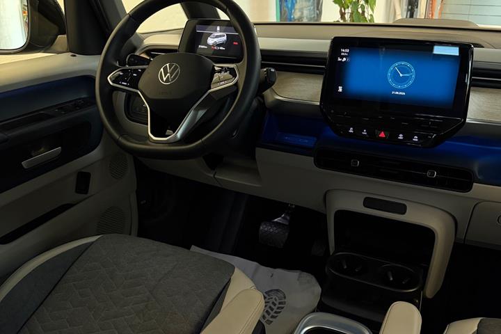 Blå VW ID.Buzz fra 2024