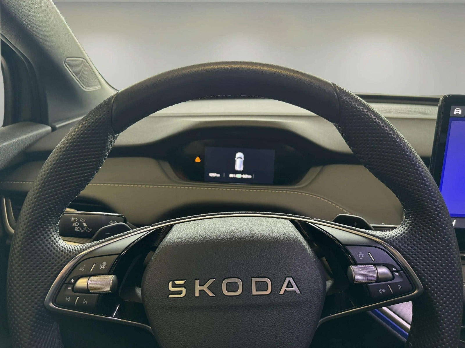 Grå Skoda Elroq fra 2025