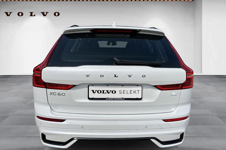 Hvid Volvo XC60 fra 2022