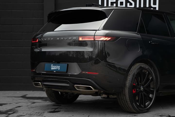 Sort Land Rover Range Rover sport fra 2025