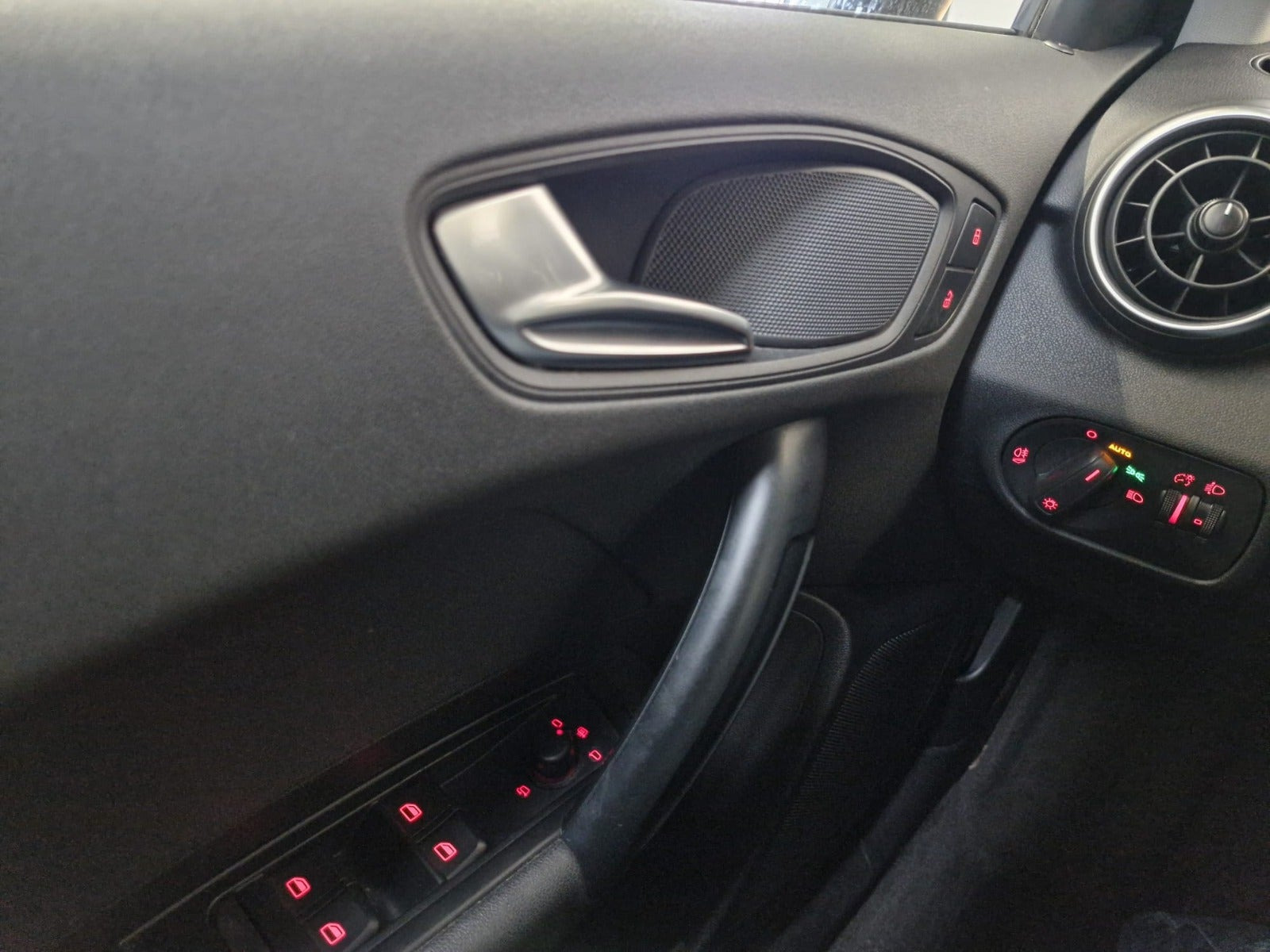 Sort Audi A1 fra 2012