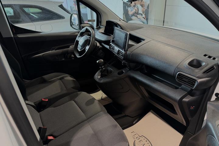 undefined Peugeot Partner fra 2022