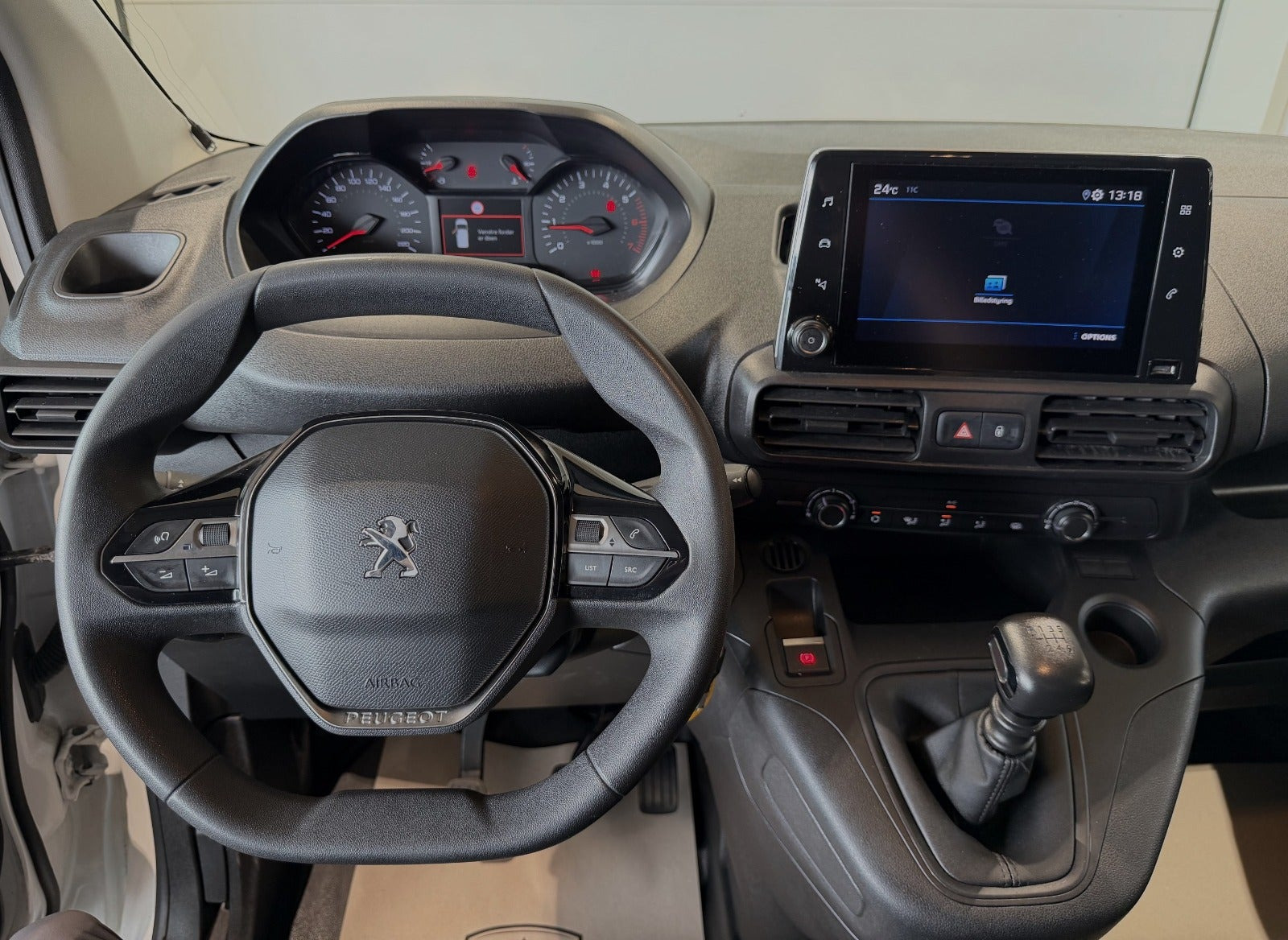 undefined Peugeot Partner fra 2022