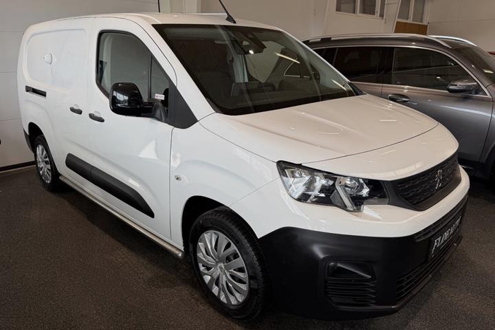 undefined Peugeot Partner fra 2022 set udefra
