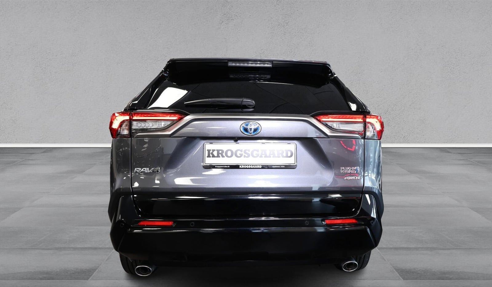 Grå Toyota RAV4 fra 2023