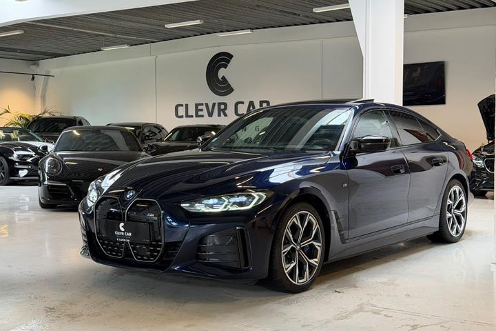 Blå BMW i4 fra 2022