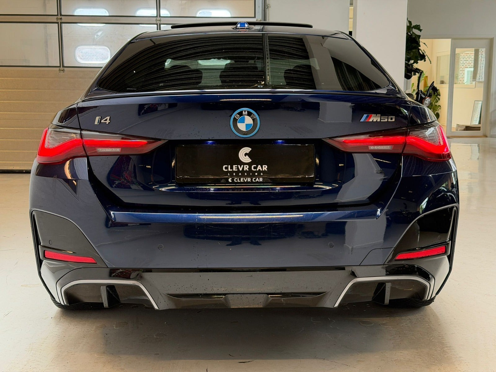 Blå BMW i4 fra 2022