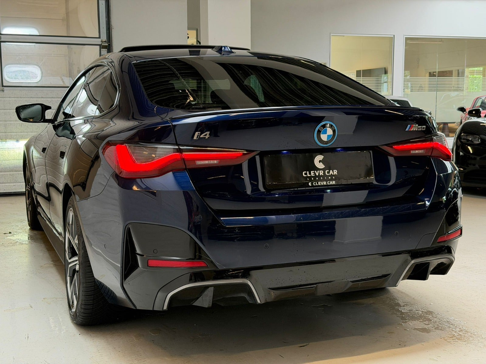 Blå BMW i4 fra 2022