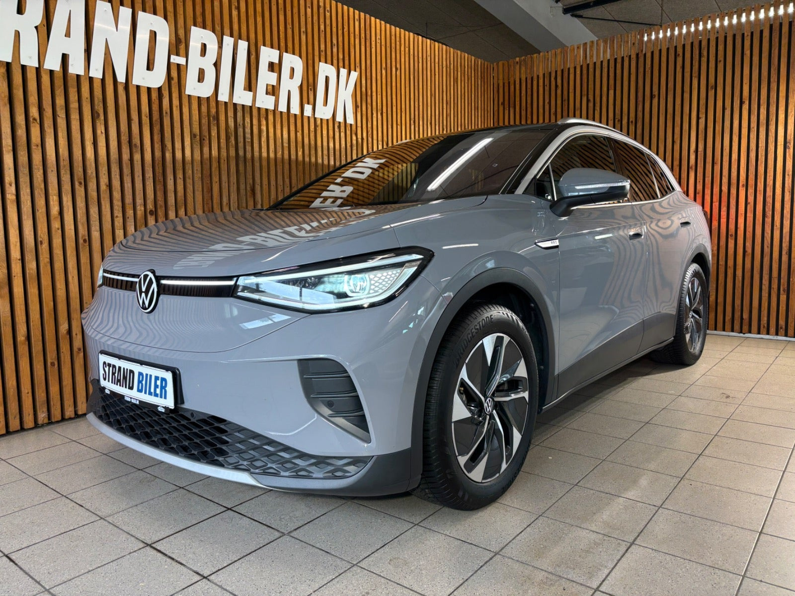 Grå VW ID.4 fra 2022