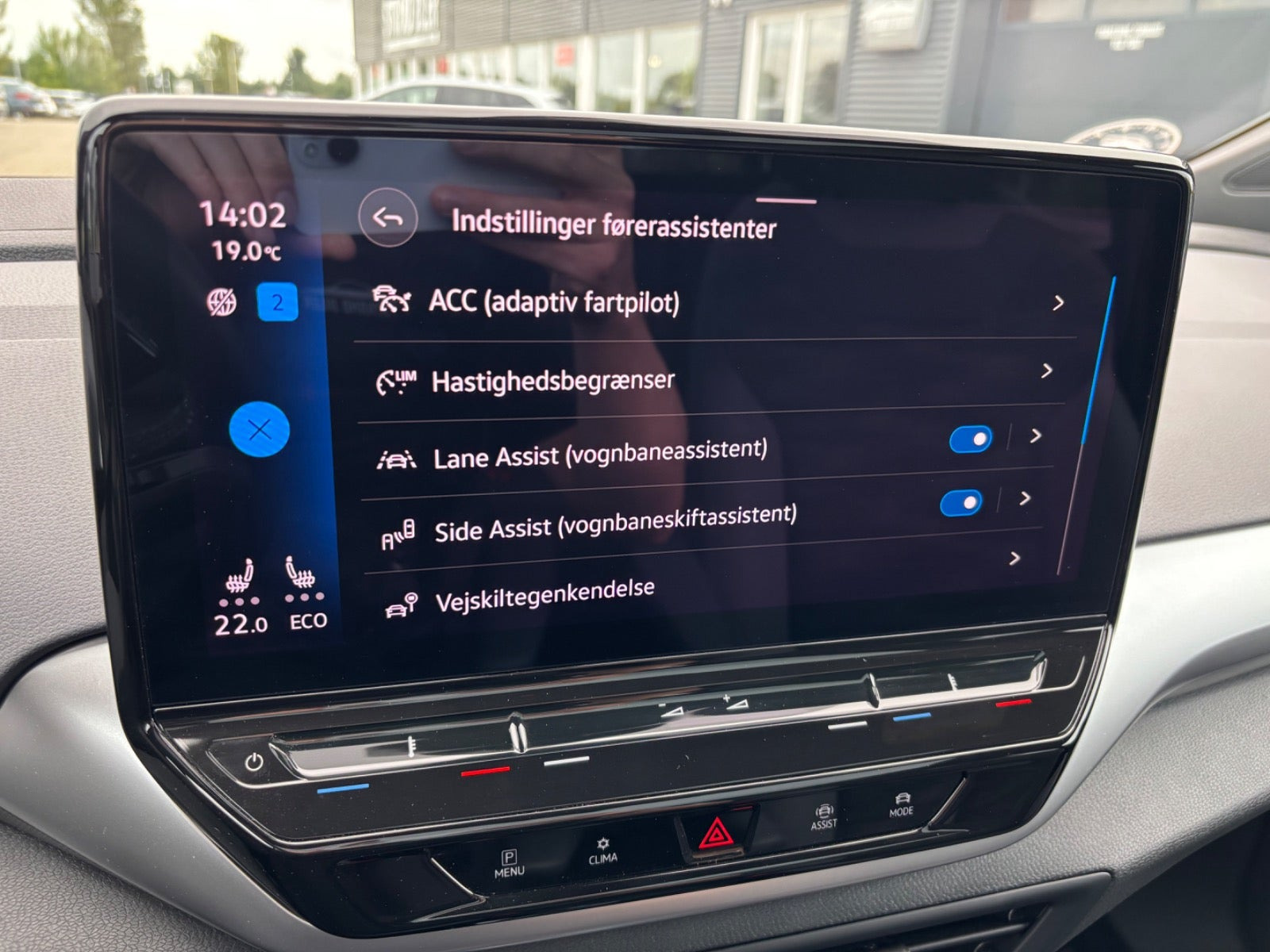 Grå VW ID.4 fra 2022