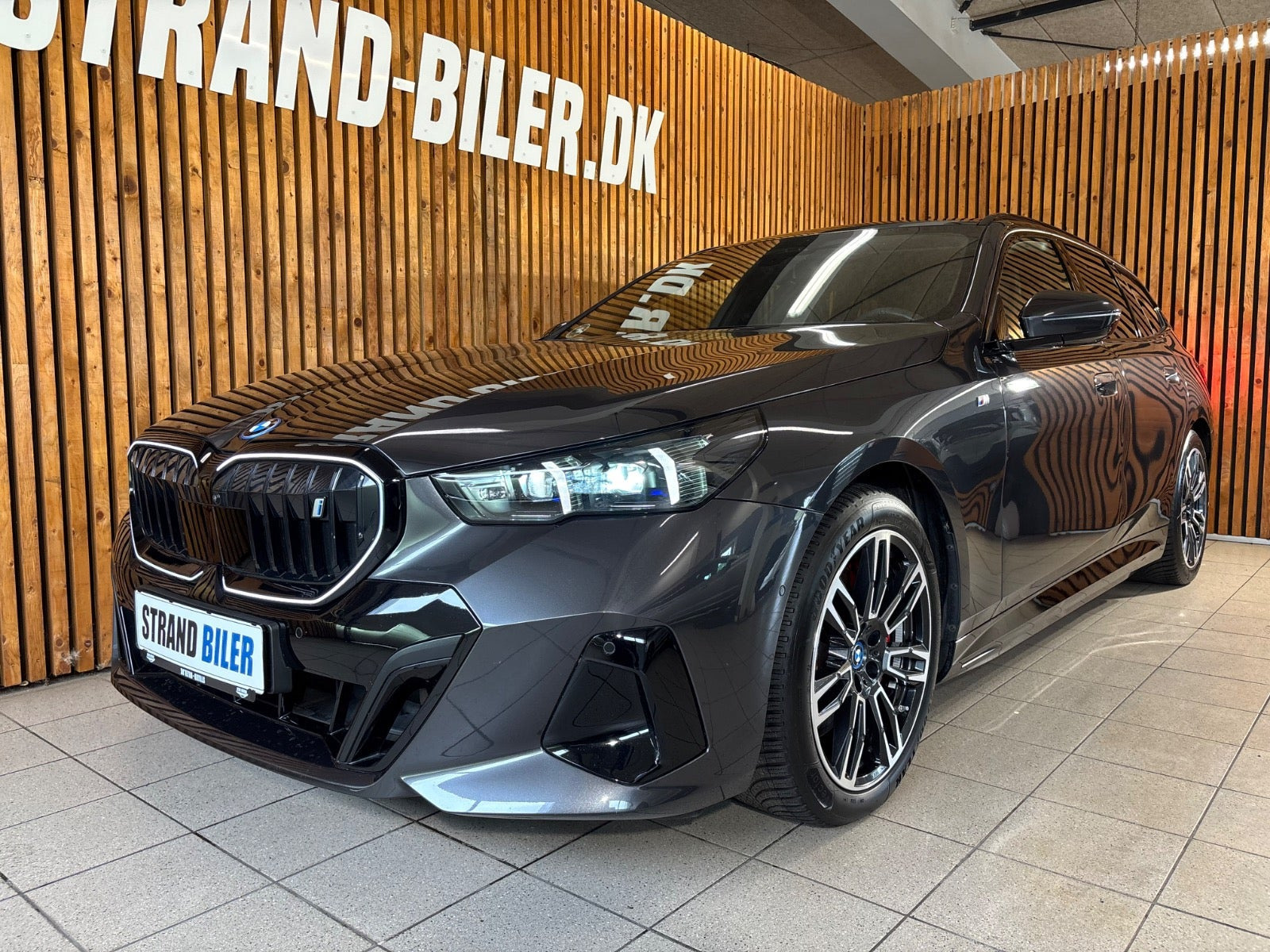 BMW i5 xDrive40 Touring M-Sport Pro
