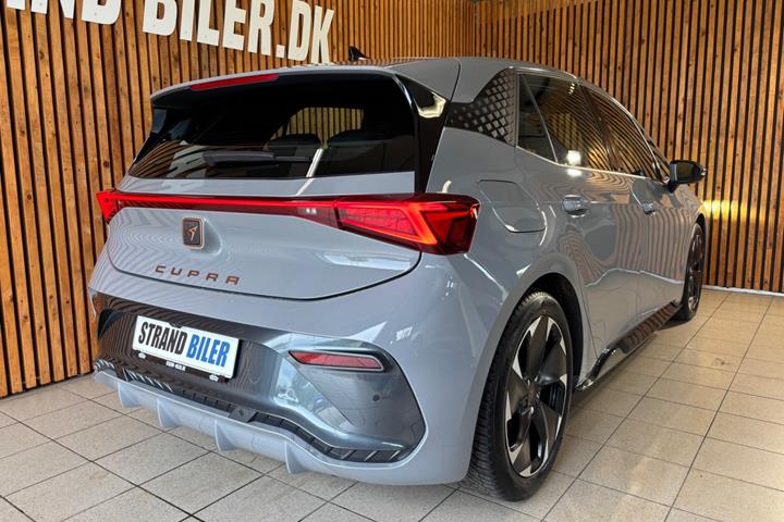 Grå Cupra Born fra 2024