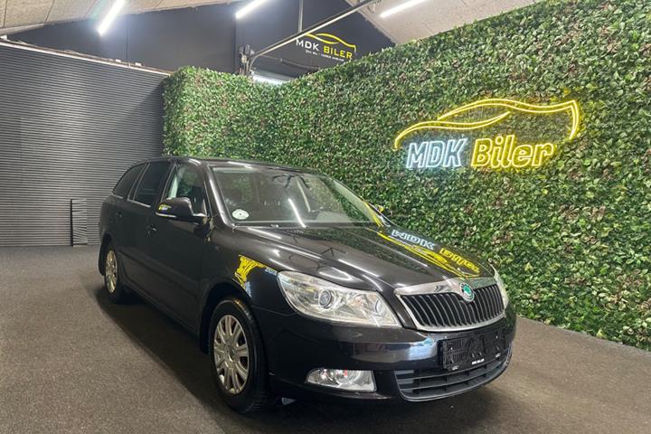 undefined Skoda Octavia fra 2011 set udefra