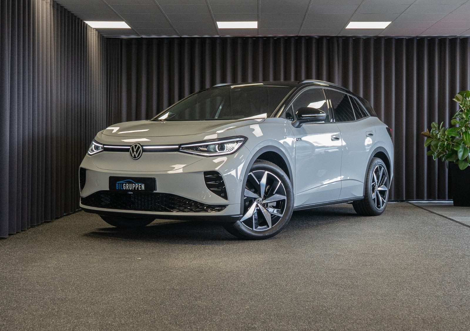 Hvid VW ID.4 fra 2025