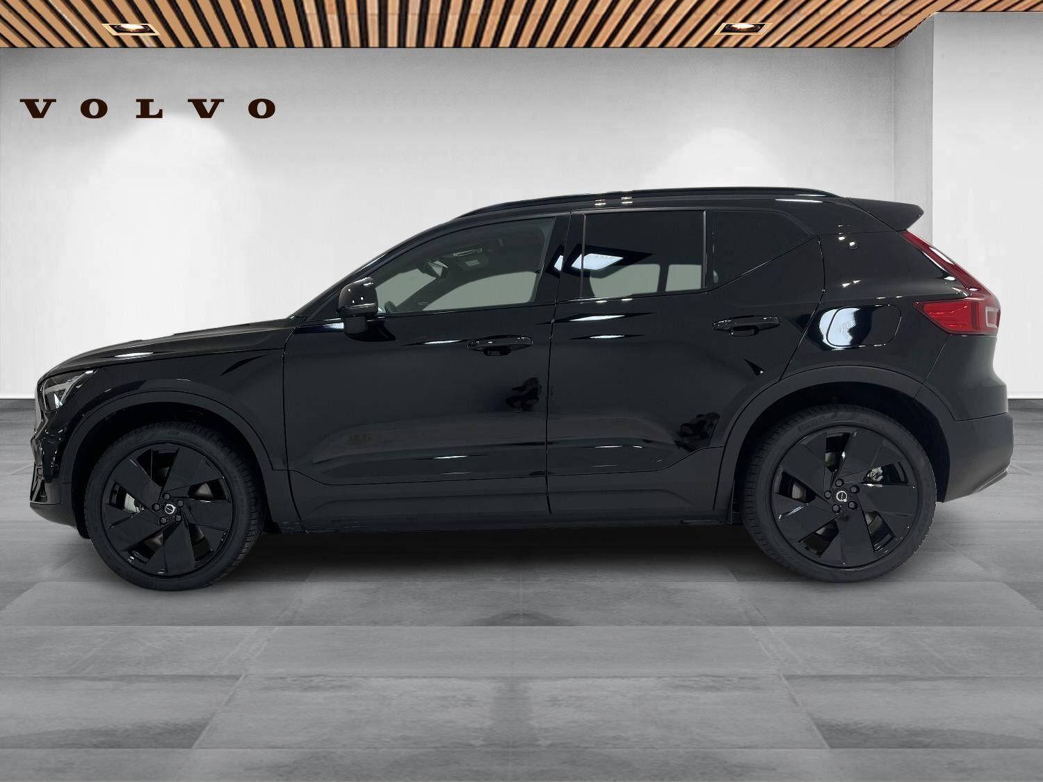 Sort Volvo EX40 fra 2026