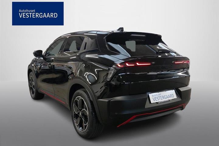 Sort Alfa Romeo Junior fra 2025