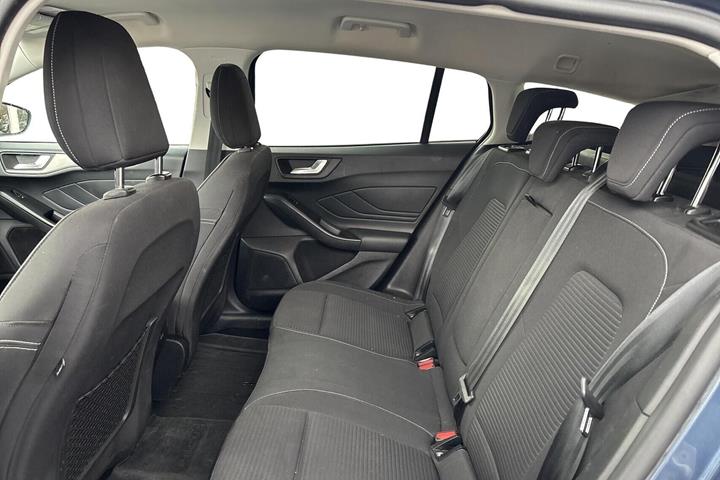 Blå Ford Focus fra 2019