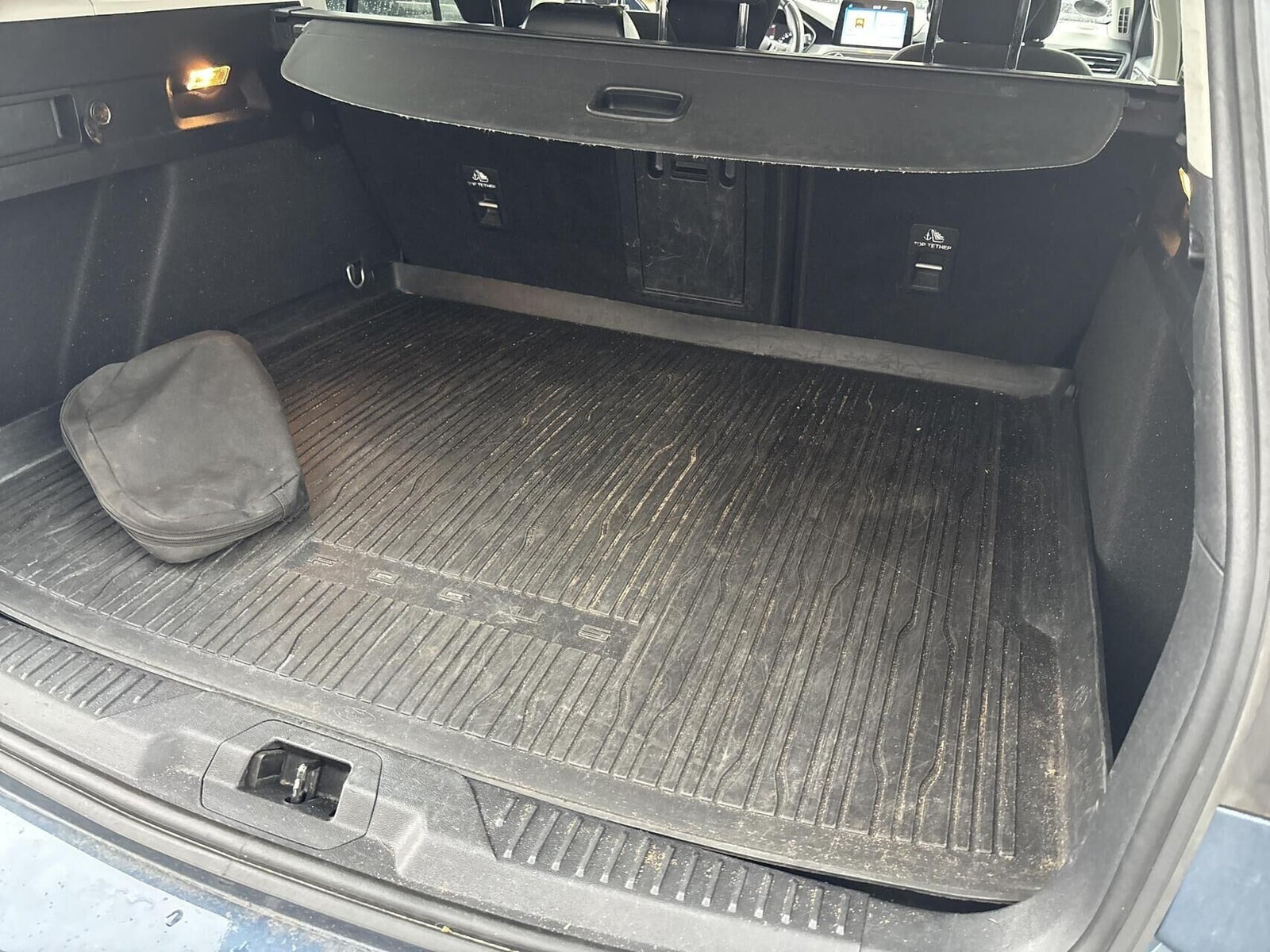 Blå Ford Focus fra 2019