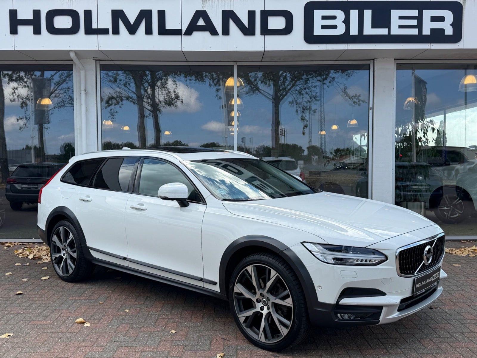Volvo V90 CC 2,0 D5 235 Pro aut. AWD