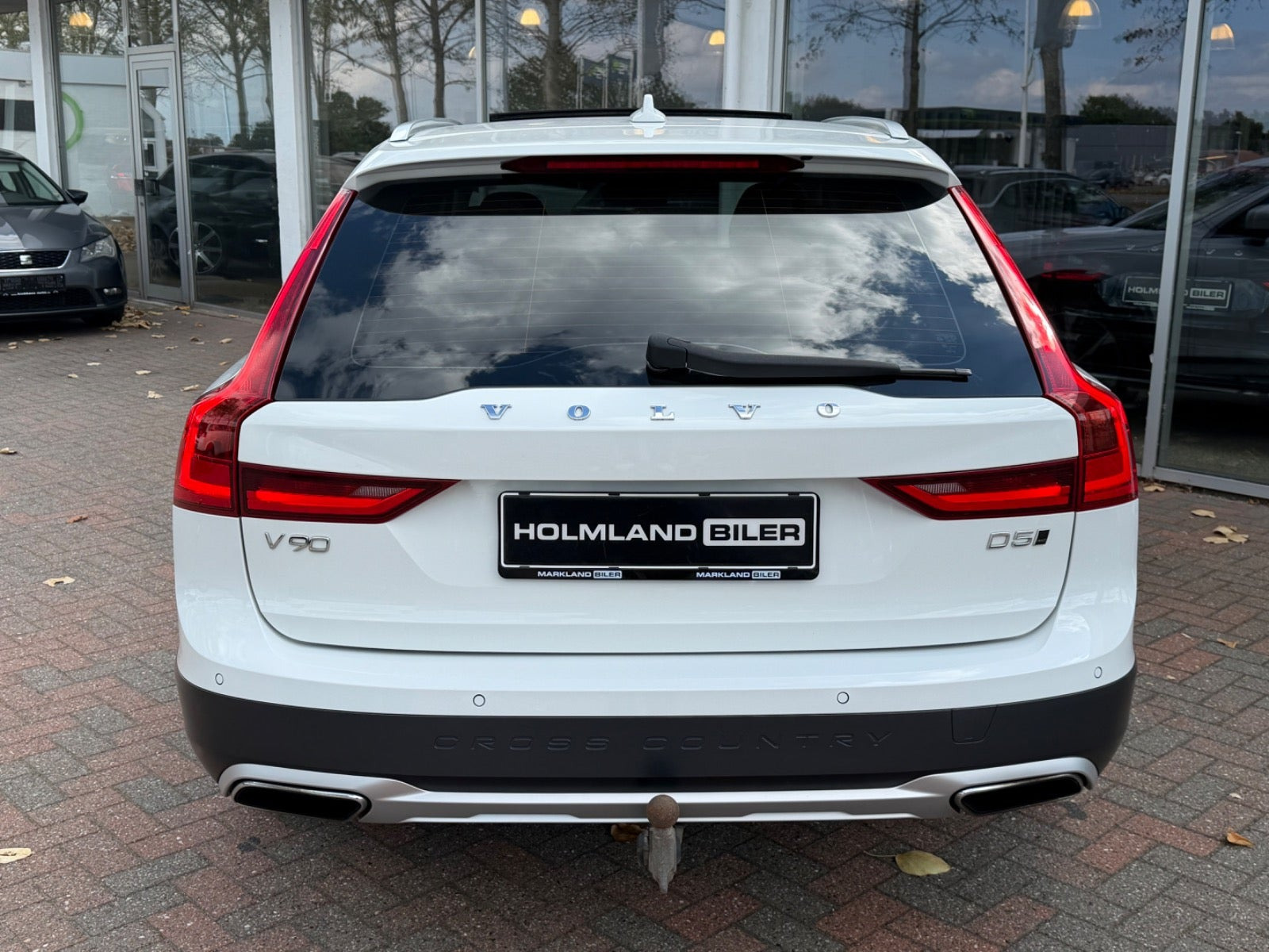 Hvid Volvo V90 CC fra 2017